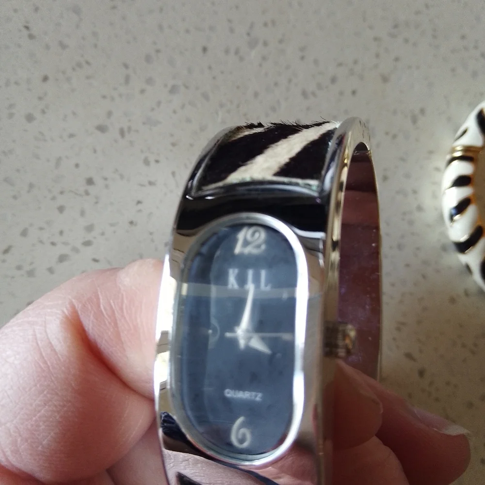 Kenneth Jay Lane Watch - Picture 4 of 5